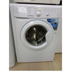 Стиральная машина Indesit IWSB 5085